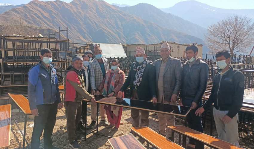 बाजुराको हिमालीका विद्यालयमा धुलोमुक्त अभियान