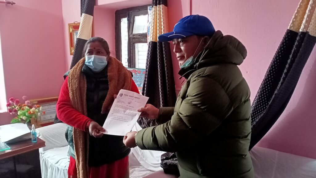 डोटीमा पत्रकारलाई निःशुल्क बस सेवा