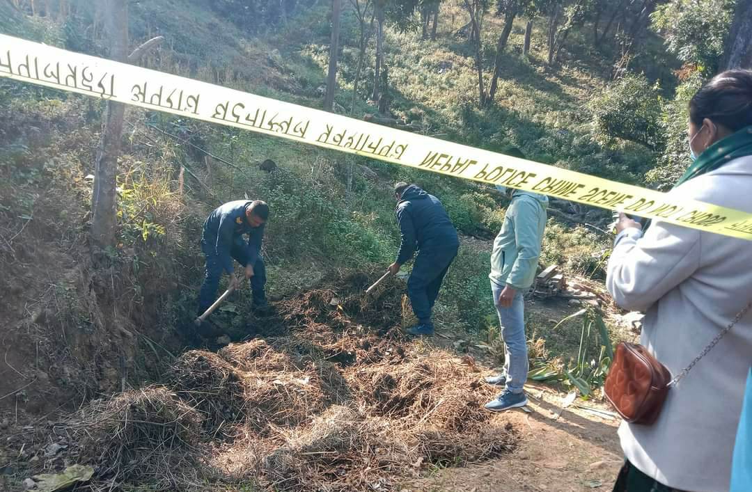 डडेलधुरामा खाल्डोमा भेटियो बालकको शव, आमा र सौतेनी आमा पक्राउ