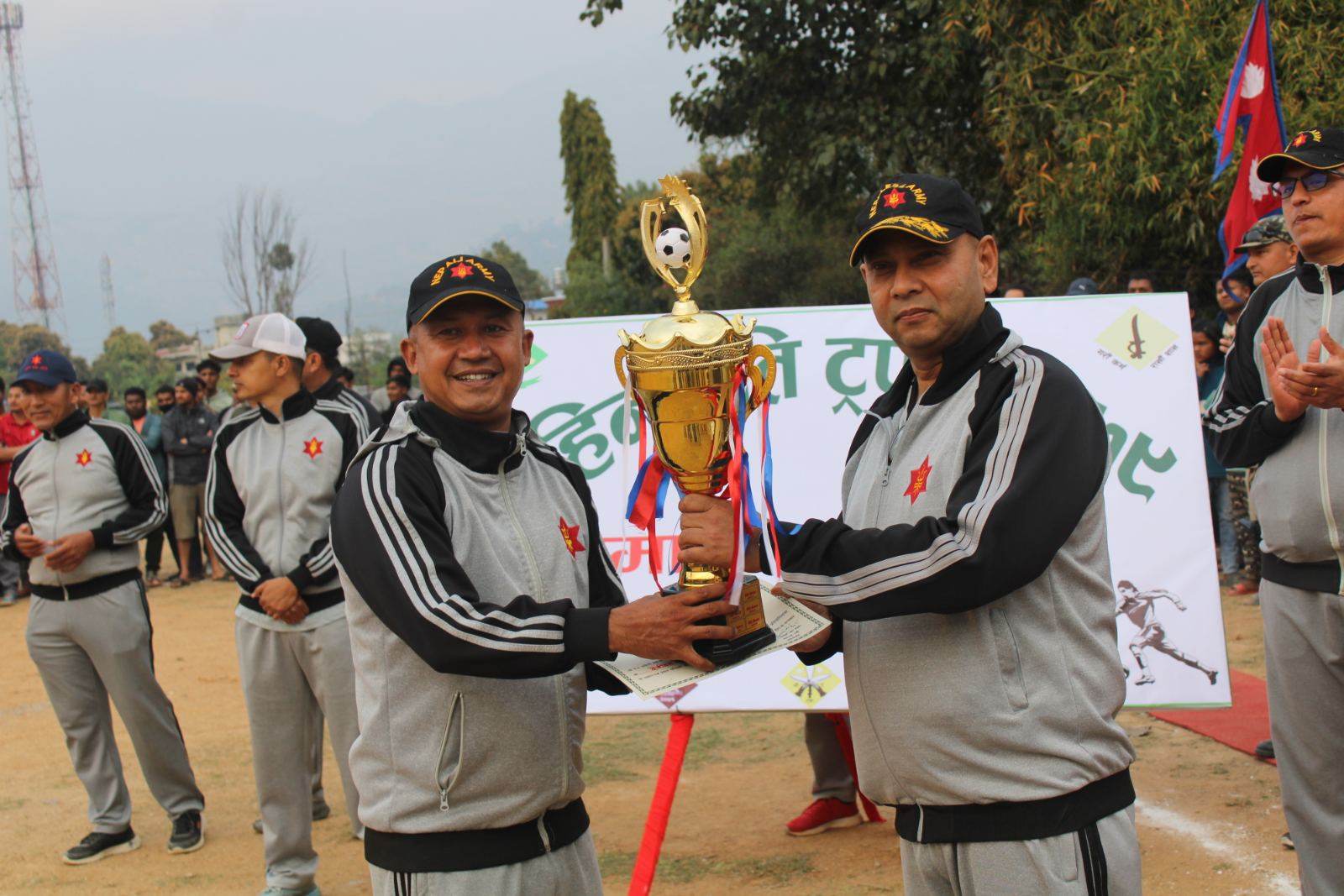 बाहिनीपति ट्रफीको उपाधि देवी दल गणलाई