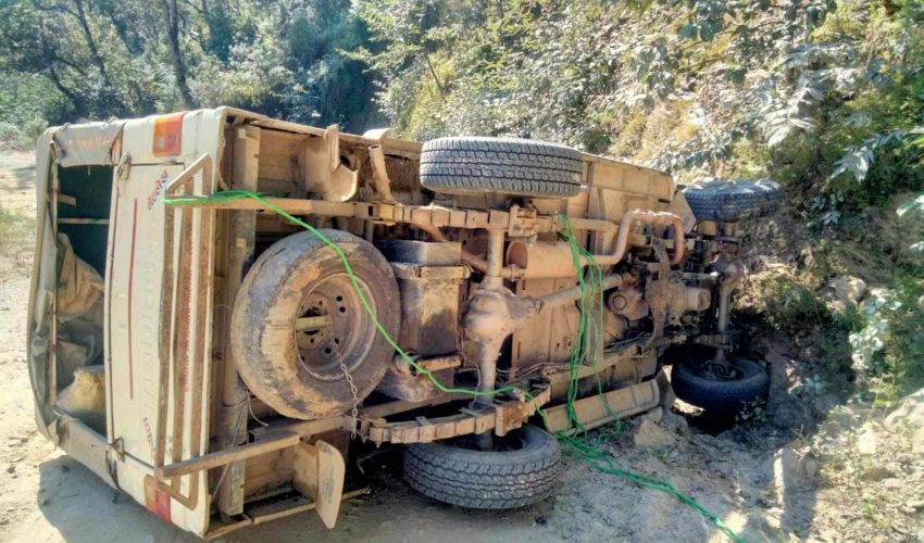 अछाममा जिप दुर्घटना हुँदा ८ जना घाइते
