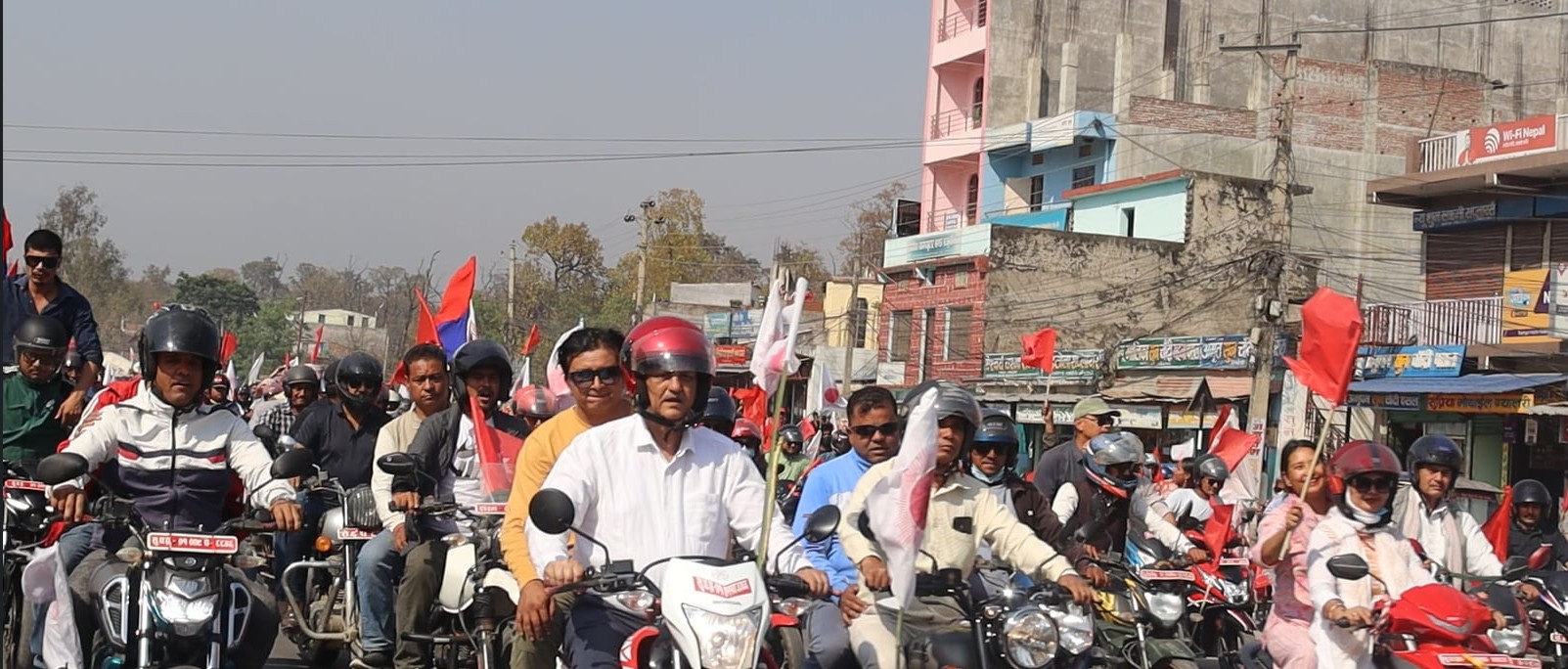 गणतन्त्रका पक्षमा एमाले कैलालीको मोटरसाइकल ¥याली (भिडियो)