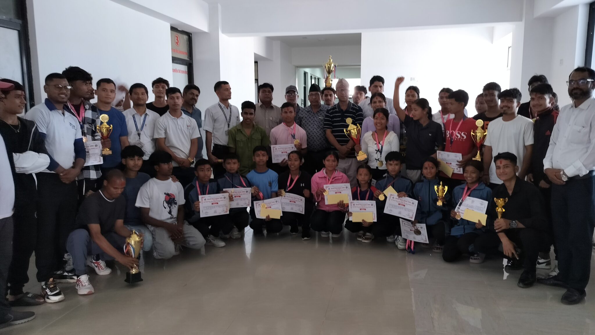 जिल्ला स्तरिय राष्ट्रपति रनिङ शिल्ड प्रतियोगिताका विजेता खेलाडीलाई गोदावरी नगरपालिकाद्धारा सम्मान