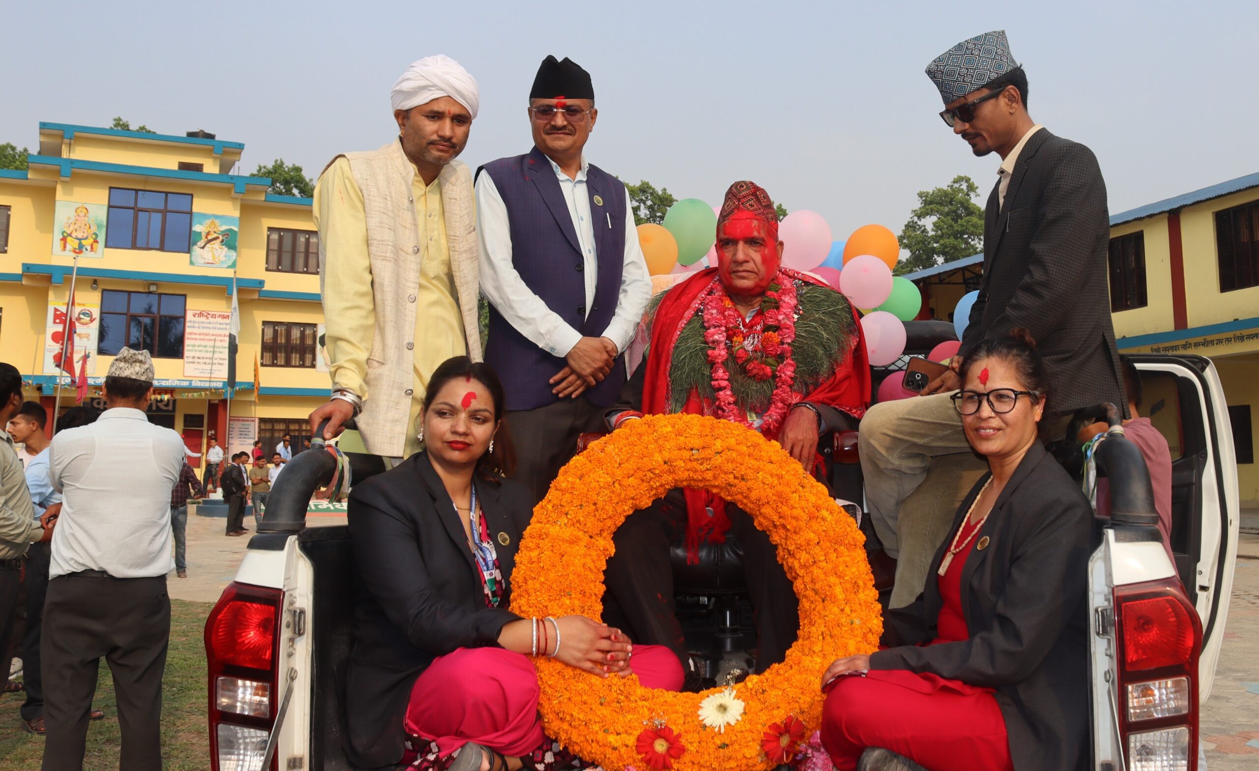 कर्मठ शिक्षकको गौरवशाली बिदाइ