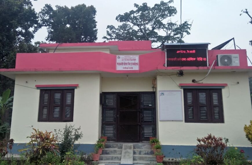अत्तरियाको तापक्रम ४० डिग्री नाघ्यो
