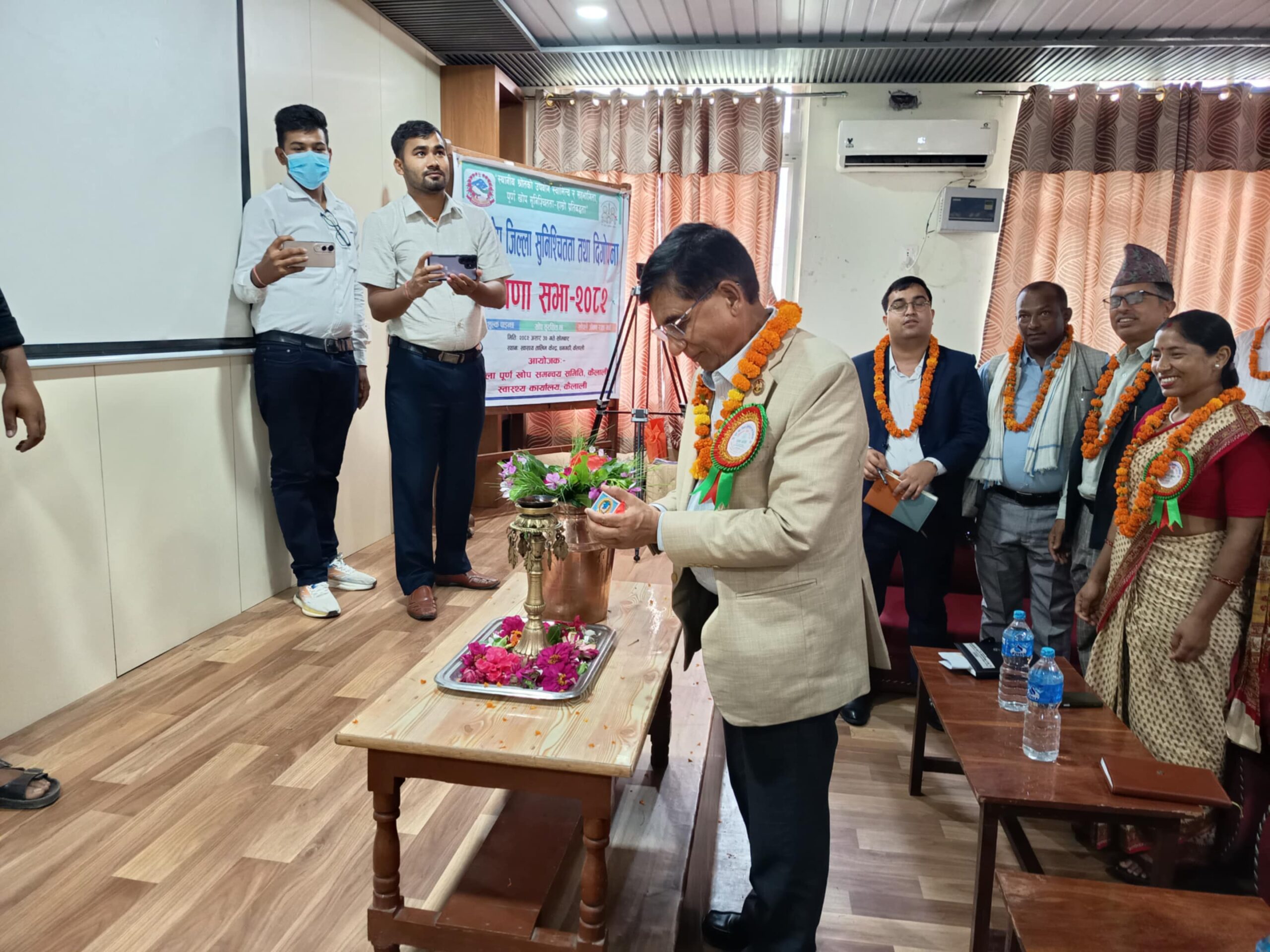 कैलाली पूर्ण खोप जिल्ला घोषणा