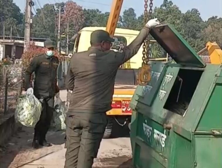 अत्तरियामा भेटिएको अत्याधिक विषादीयुक्त तरकारी नष्ट