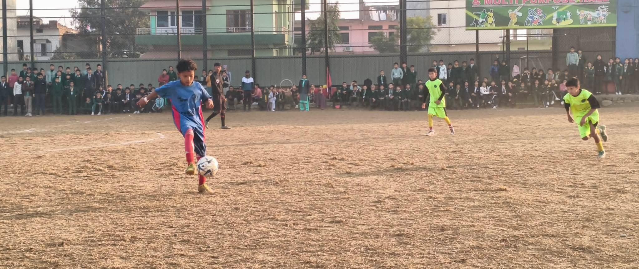 प्रथम सत्यवती छात्र फुटबल कपको उपाधी आयोजकलाई