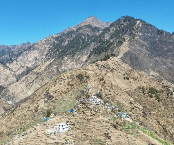 सडक नबनेसम्म मतदान नगर्ने दार्चुलाको नागुवासीको अडान, सरकारी टोली रित्तै फर्कियो