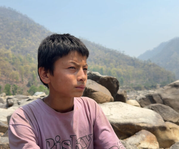 एक भारी घाँसका लागि बाबुछोरा नै कर्णालीमा बगेपछि…