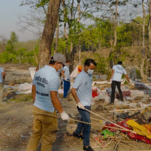 अत्तरिया जेसिजद्वारा गोदावरी आर्यघाट सरसफाइ
