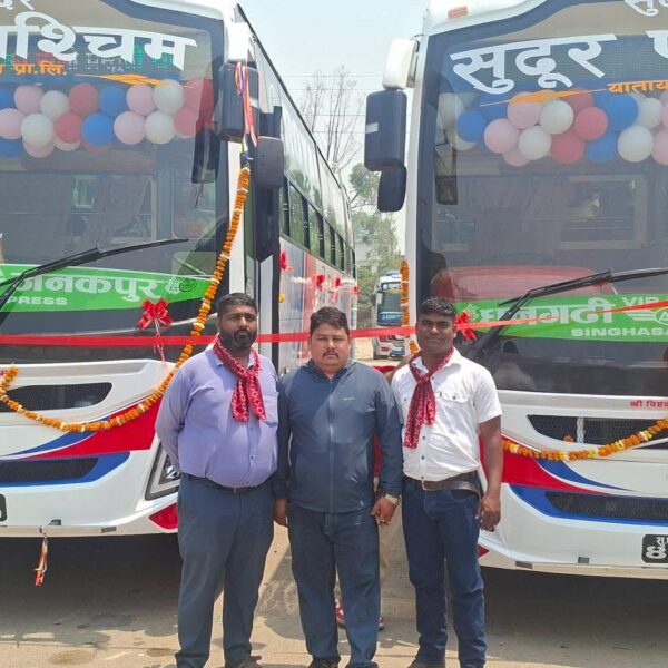 धनगढीदेखि जनकपुरसम्म ‘राज सिंहासन’ एसी सोफा बस सेवा सुरु