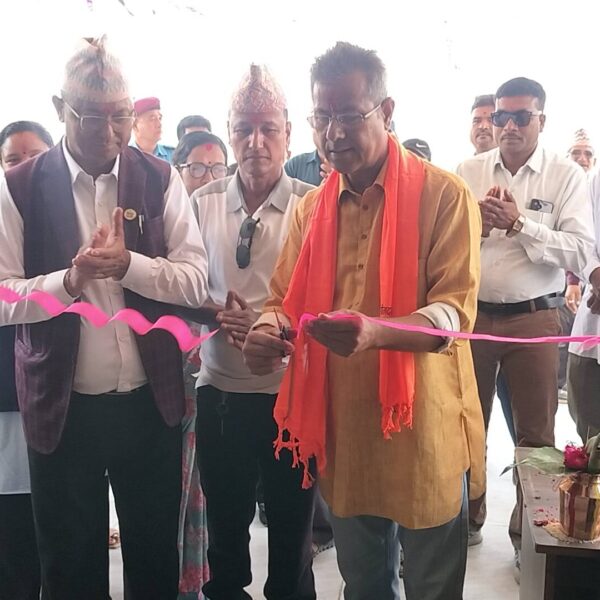 गोदावरी –१२ को वडा कार्यालय भवनको नगर प्रमुख भट्टद्धारा उद्धघाटन