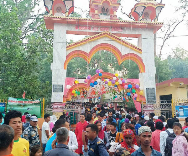 भोलि गंगा दशहरा, धनगढीमा स्थानीय बिदा