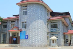 गेटा आँखा अस्पतालमा बेथिति, जागे स्थानीय
