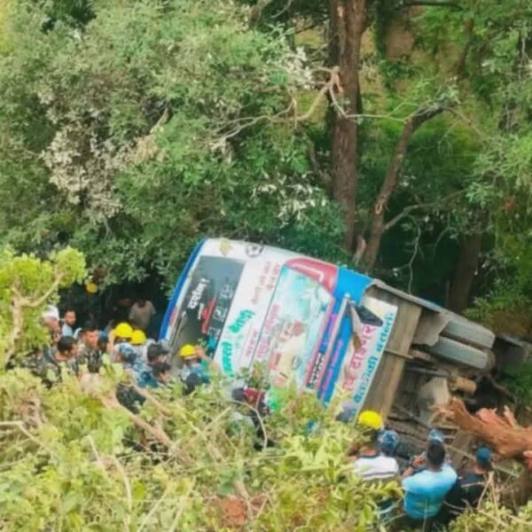 बैतडीमा बस दुर्घटना