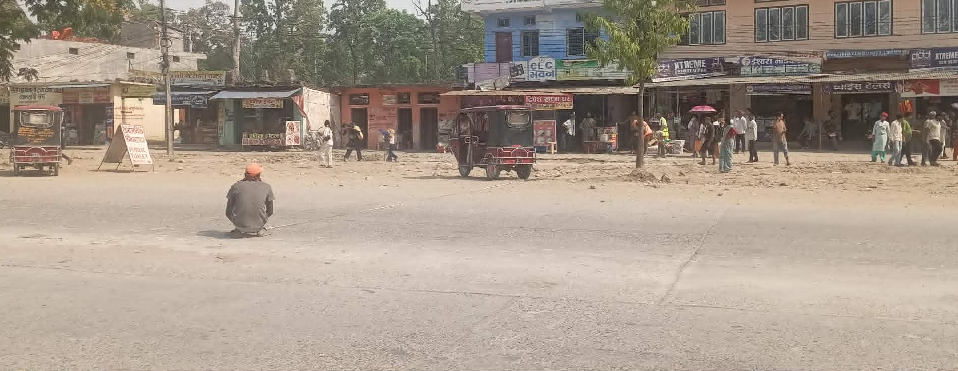 हटाउनुपर्ने संरचना एकिन गर्दै सडक डिभिजन