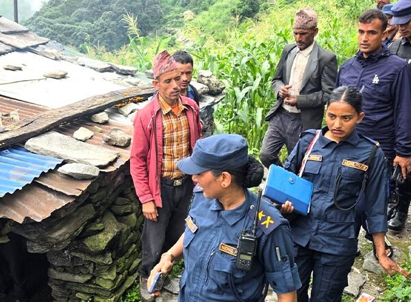बाजुरामा बस्तीमा पस्यो बाढी, १३ परिवारलाई सुरक्षित स्थानमा सारियो