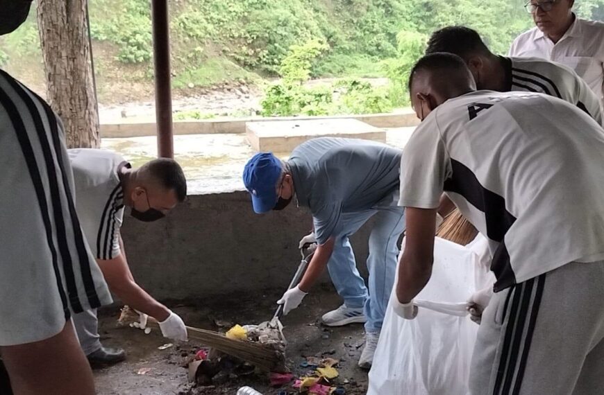 गोदावरी आर्यघाटमा सरसफाइ