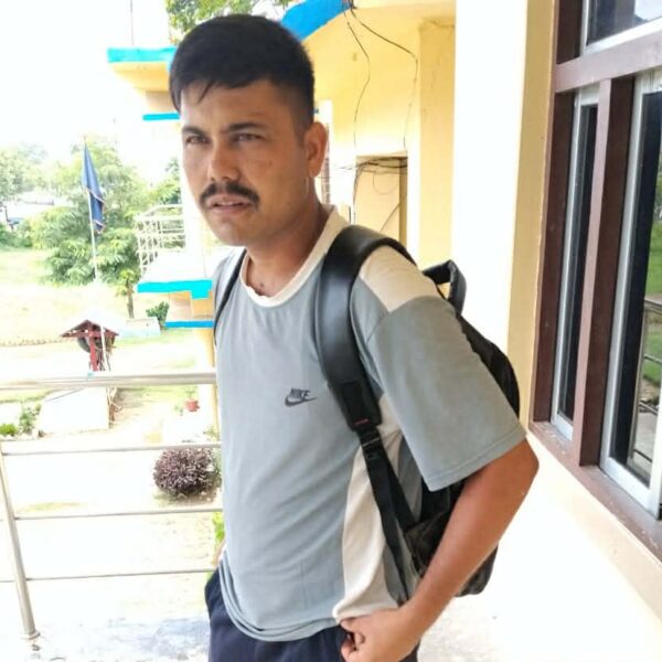 प्रयाङ्क भिडियोको नाममा नागरिकलाई सास्ती दिने योगेश थापालाई प्रहरीले सम्झाई बुझाई गर्यो