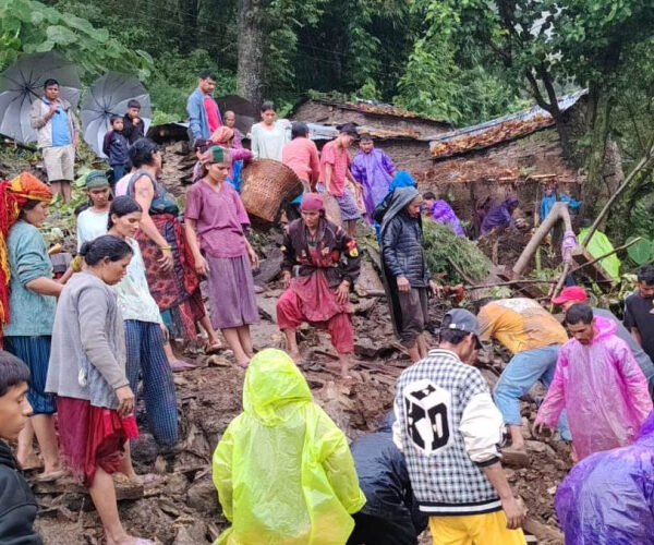 बाजुरामा पहिरोले घर पुरिँदा एक जना बेपत्ता, दुई घाइते