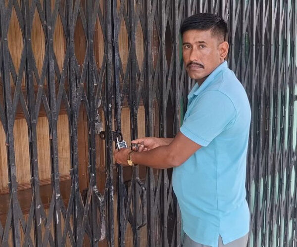 धनगढी–११ को वडा कार्यालयमा तालाबन्दी
