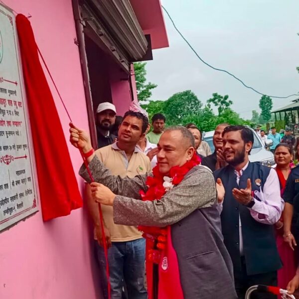 मुख्यमन्त्री शाहद्वारा लम्कीमा बिउ प्रशोधन तथा भण्डारण गृह उद्घाटन