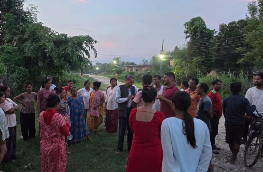 भोटेकोशी बाढीले टीकापुरमा चिन्ता, सयौँ सम्पर्कबिहीन