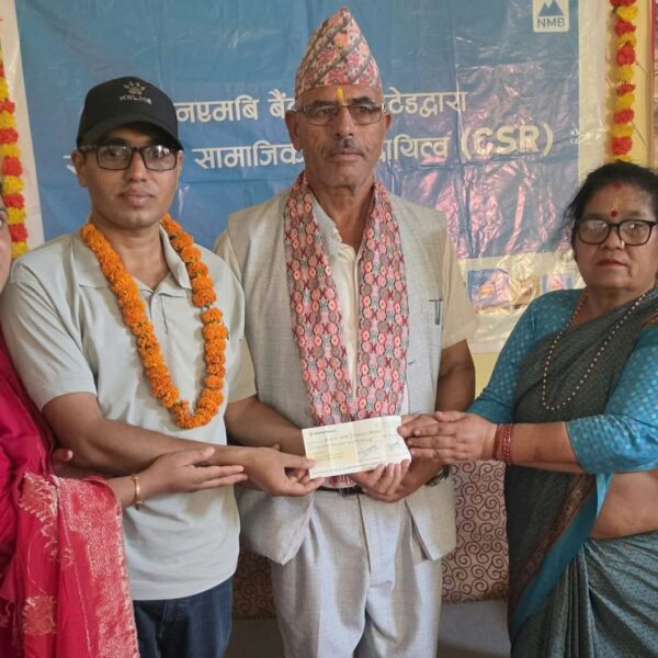 पितृहरूको सम्झनामा प्रेमराज भट्टद्वारा विद्यालयमा एक लाख ११ हजारको अक्षय कोष स्थापना