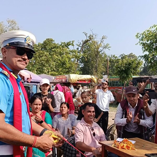 अत्तरिया बसपार्कमा अपाङ्गता भएका व्यक्ति र ज्येष्ठ नागरिकका लागि सहायता कक्ष स्थापना